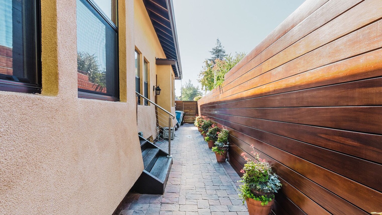 Photo of Outdoor in Menlo Park