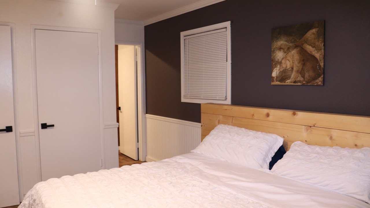 Photo of Bedroom in Moonridge