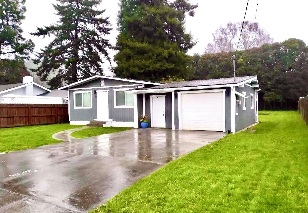 Photo of Outdoor in Smith River