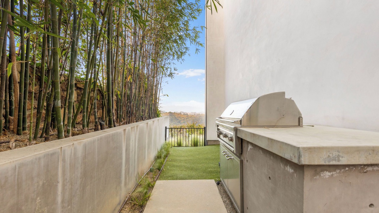 Photo of Outdoor in Bel Air