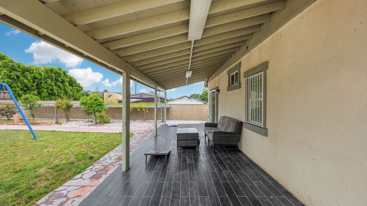Photo of Patio Balcony in Los Serranos