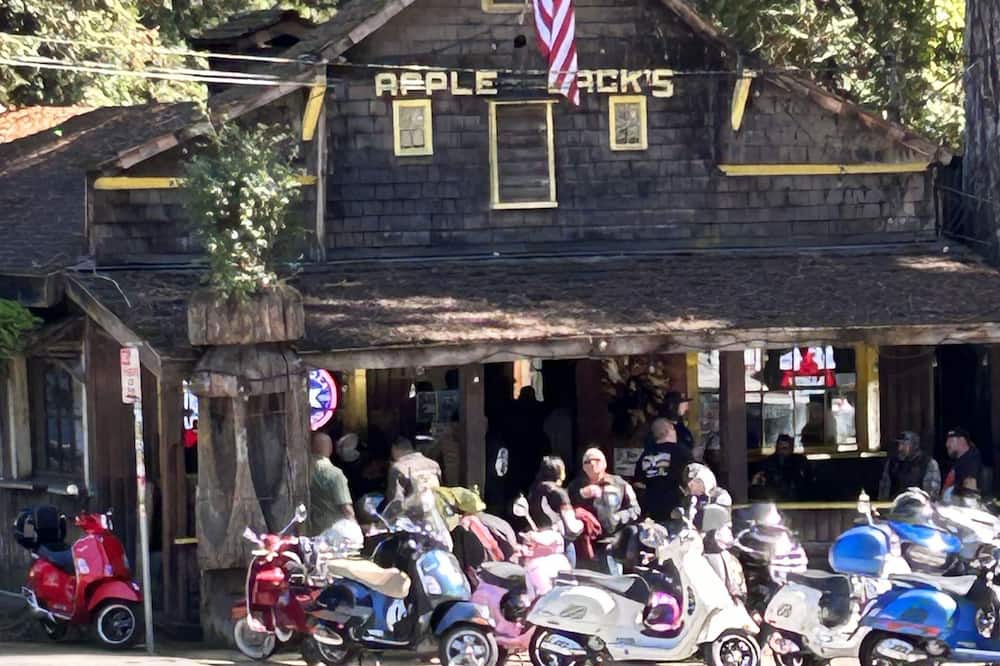 Photo of Others in La Honda