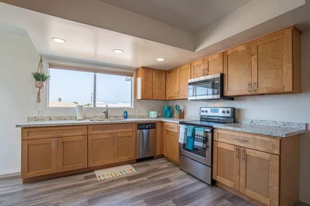 Photo of Kitchen in Castle Park