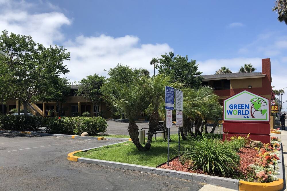 Photo of Outdoor in Midway-Pacific Highway