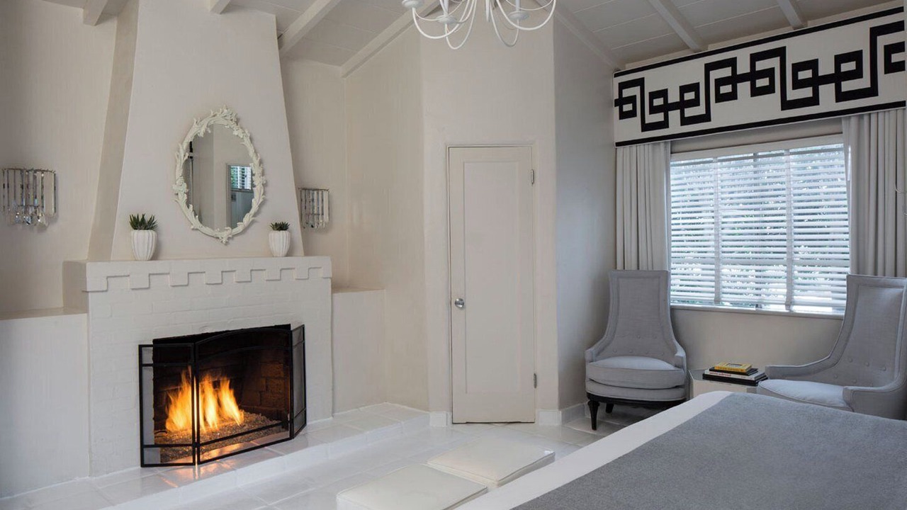 Photo of Livingroom in Historic Tennis Club