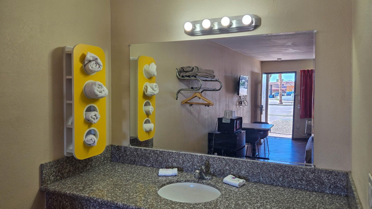 Photo of Others in Blythe
