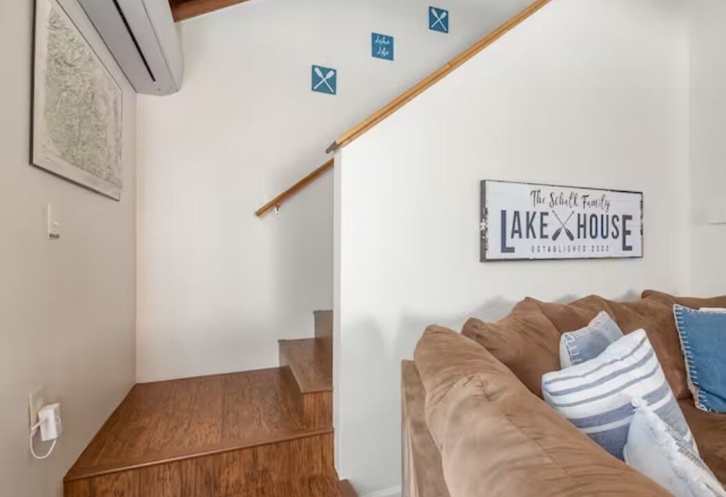 Photo of Livingroom in Bass Lake
