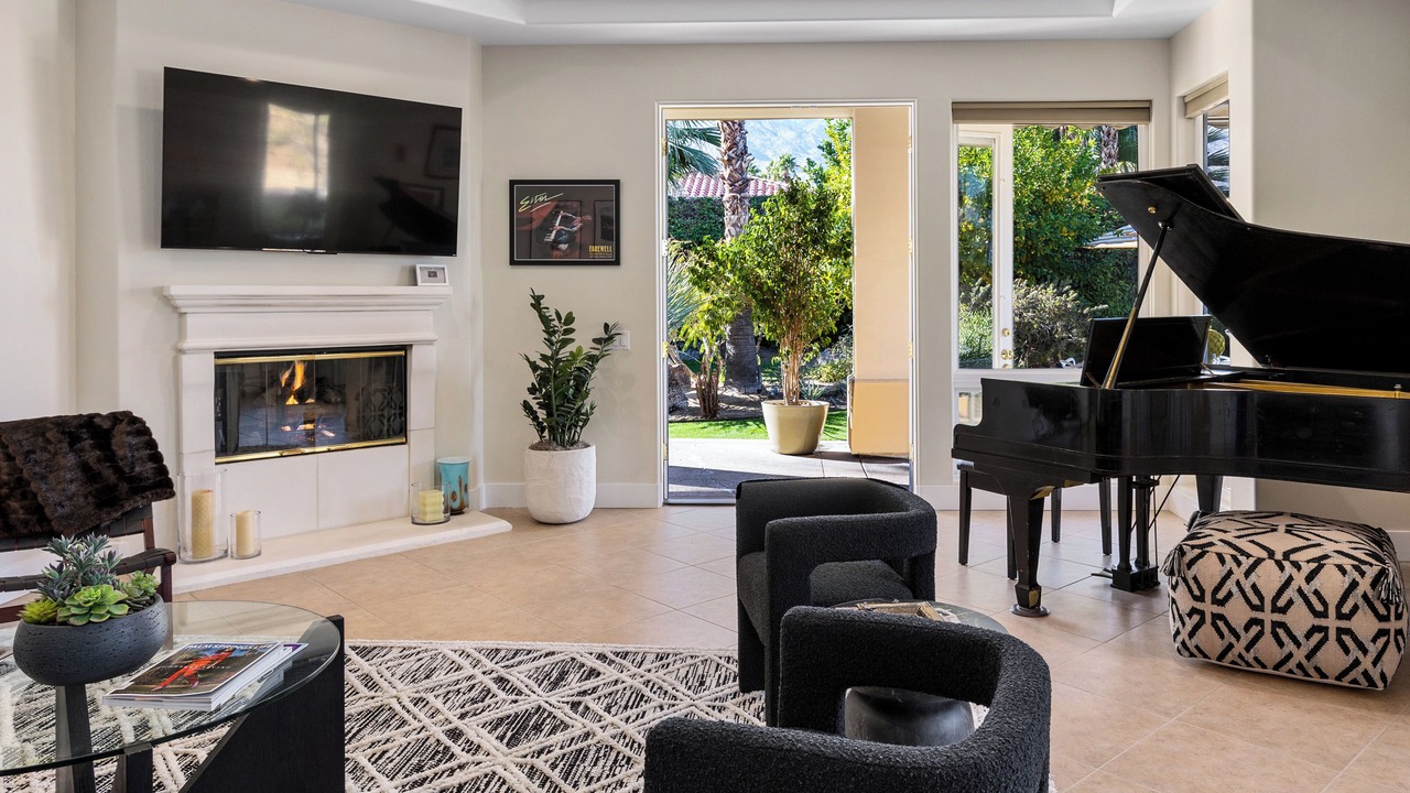 Photo of Bedroom in Araby Commons