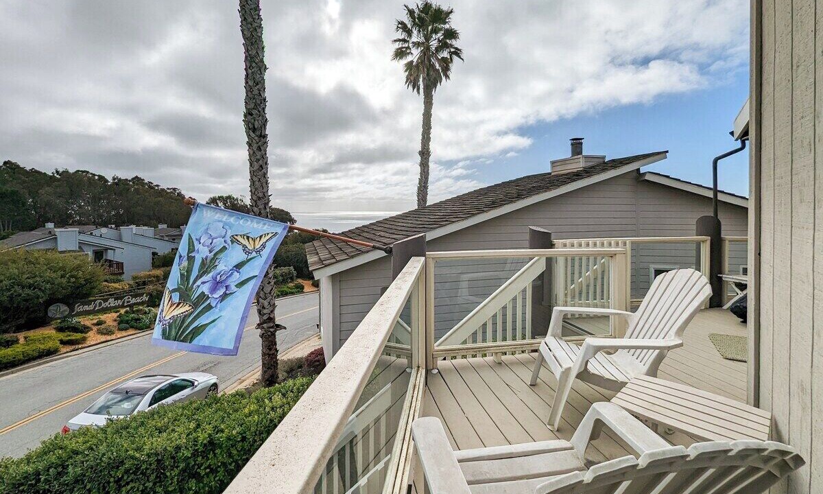 Photo of Patio Balcony in La Selva Beach