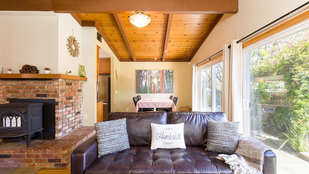 Photo of Livingroom in McKinleyville