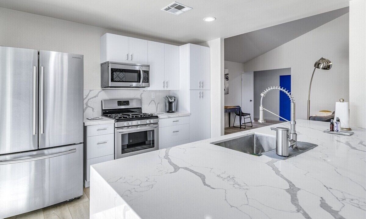 Photo of Kitchen in Racquet Club Estates