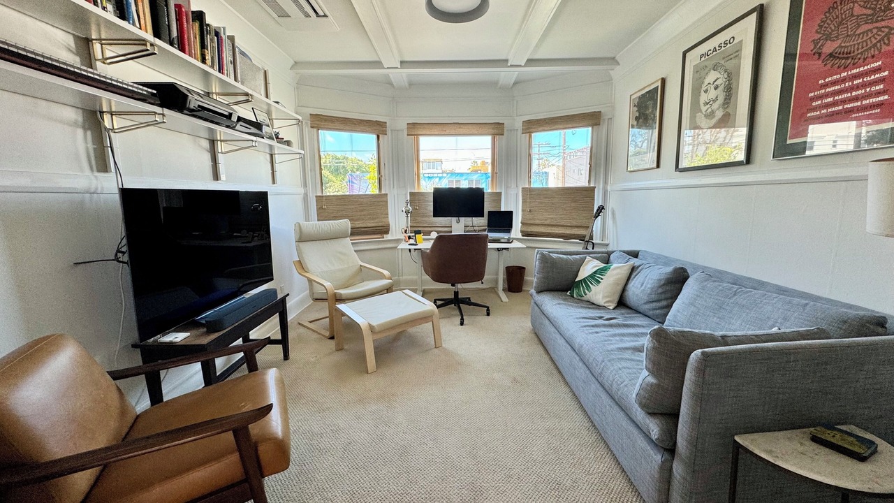 Photo of Livingroom in Marina Peninsula