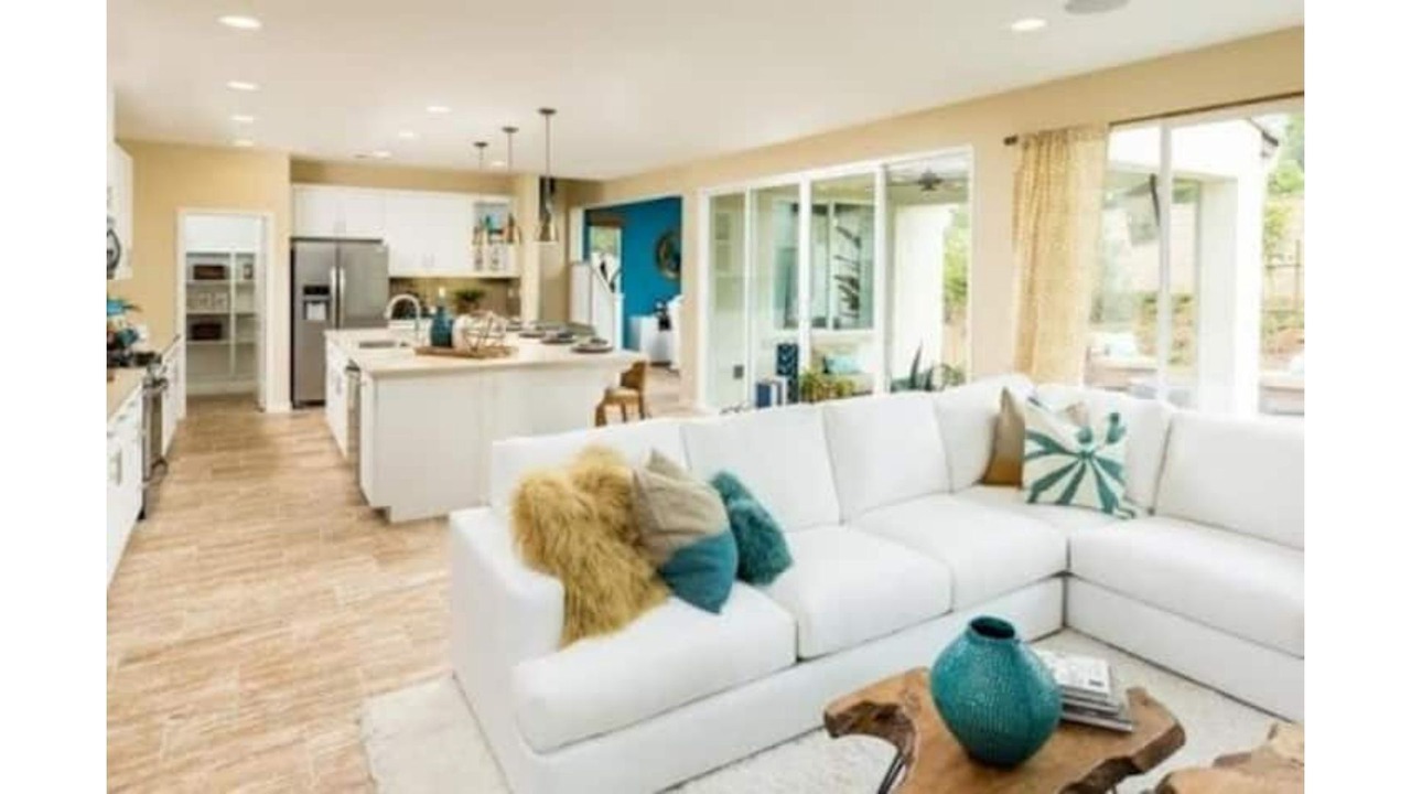 Photo of Livingroom in Lake Elsinore