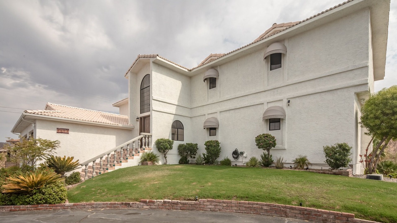 Photo of Outdoor in Parker Strip