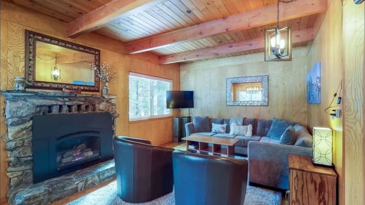 Photo of Livingroom in Tahoe Woods