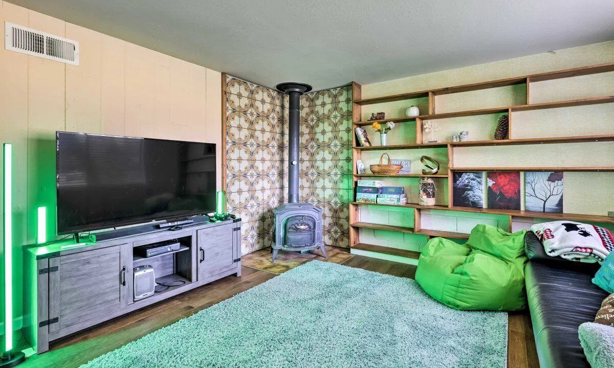 Photo of Livingroom in Murphys