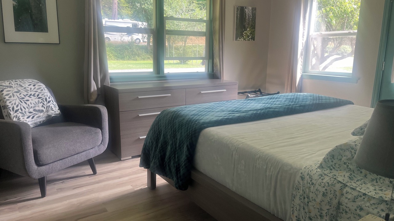 Photo of Bedroom in Orick