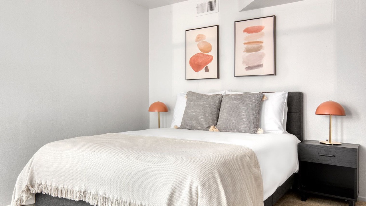 Photo of Bedroom in Studio City