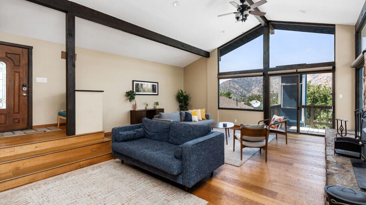 Photo of Livingroom in Three Rivers