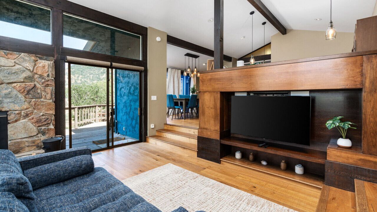 Photo of Livingroom in Three Rivers