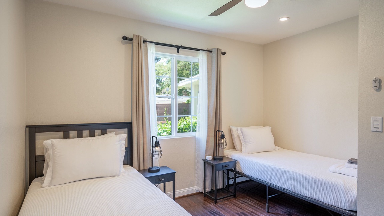 Photo of Bedroom in West Hills