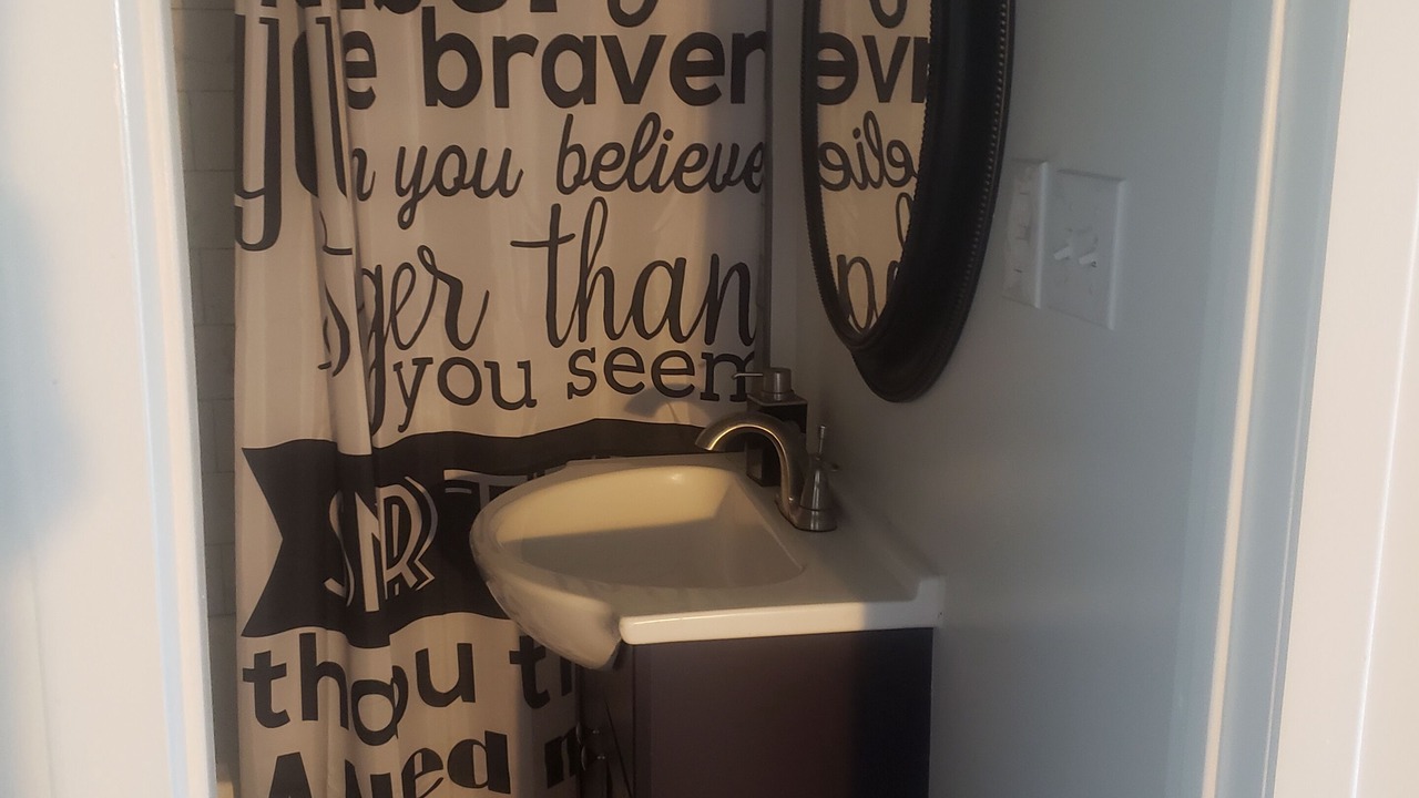 Photo of Bathroom in Harbor Gateway North