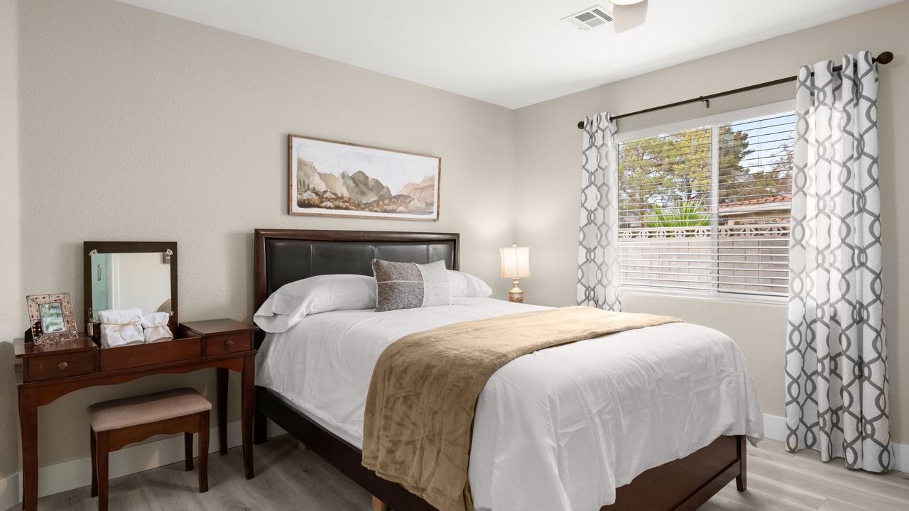 Photo of Bedroom in Spring Valley