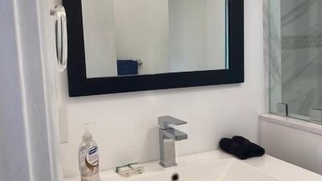 Photo of Bathroom in Woodland Hills