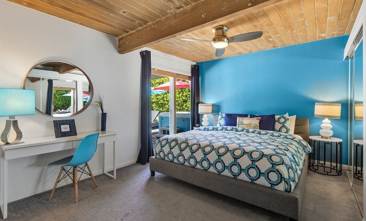 Photo of Bedroom in Racquet Club Estates