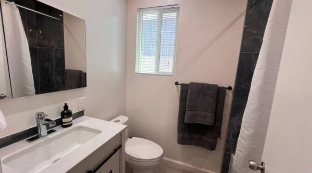 Photo of Bathroom in Hollywood