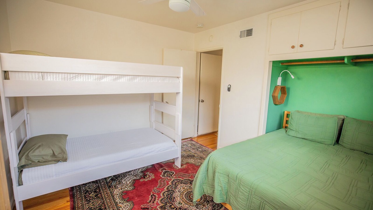 Photo of Bedroom in Oak Park