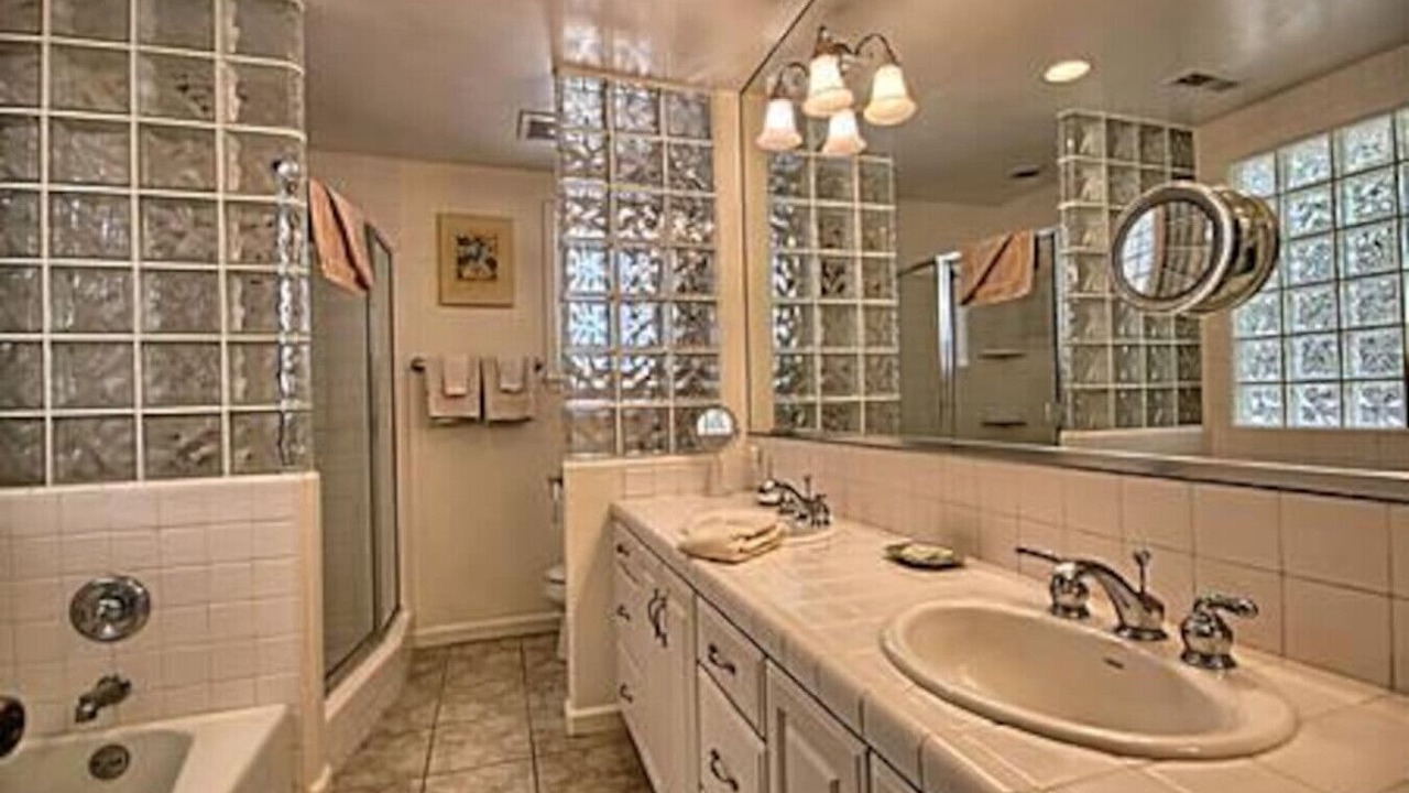 Photo of Bathroom in San Simeon