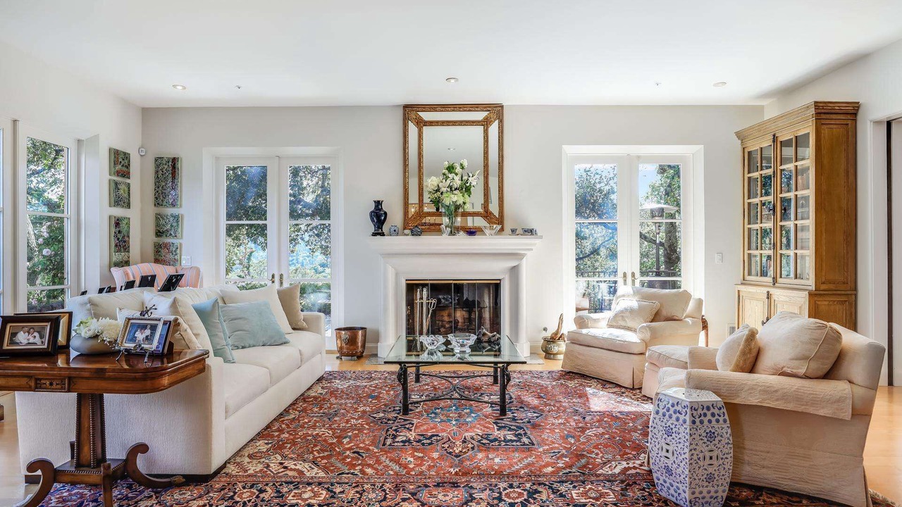 Photo of Livingroom in Greenbrae