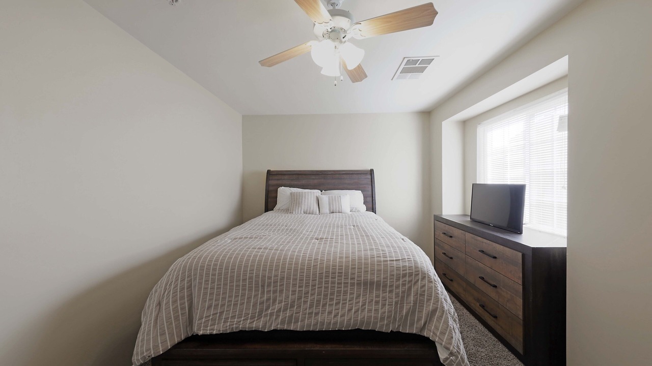 Photo of Bedroom in Pumpkin Center