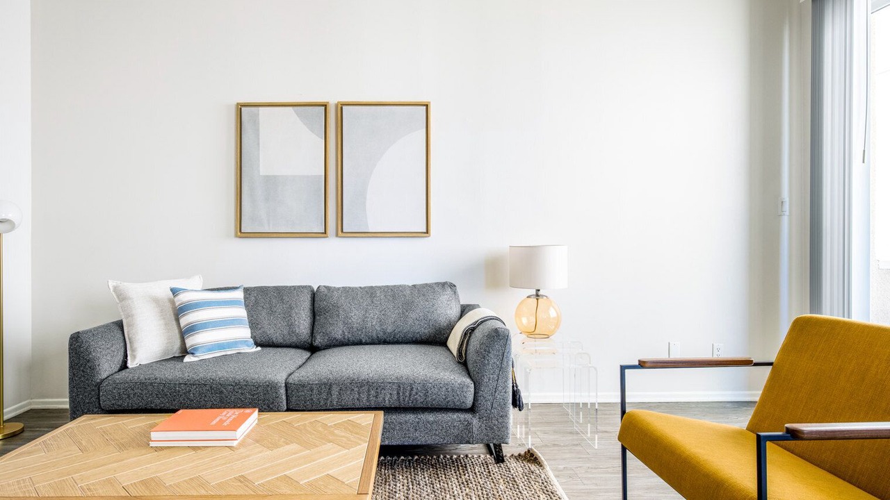 Photo of Livingroom in Beverly Grove