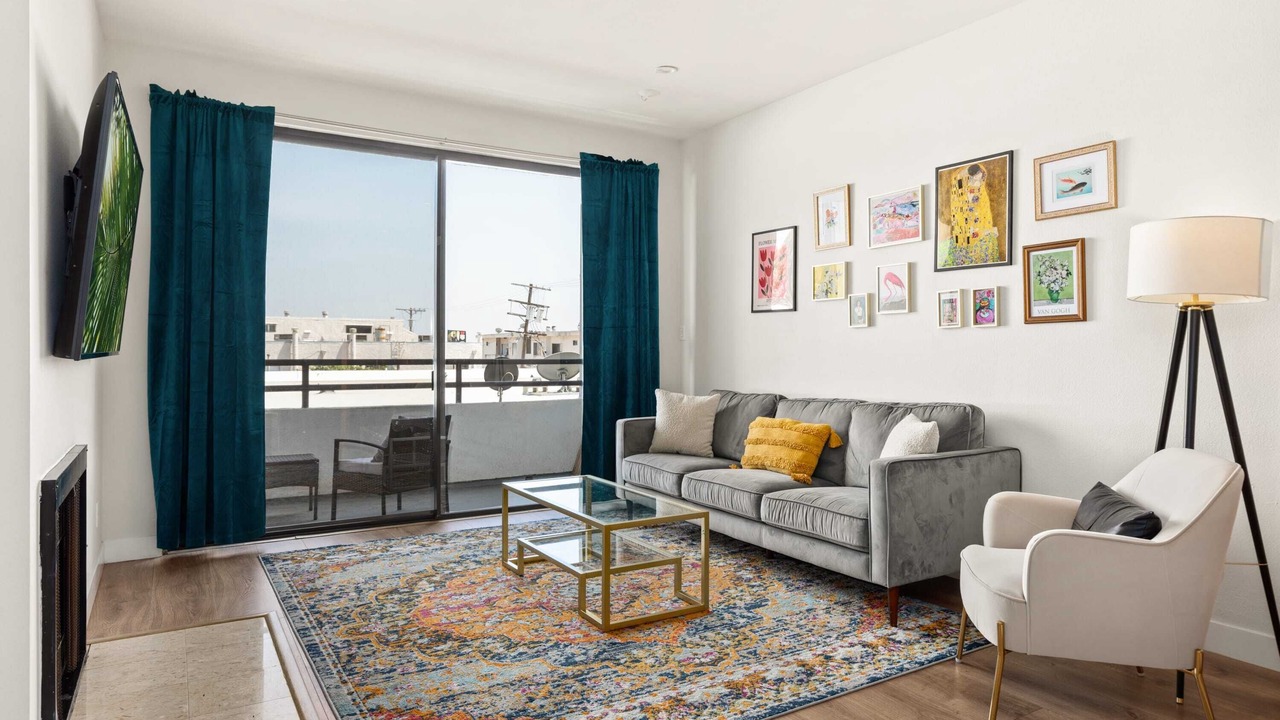 Photo of Livingroom in Sawtelle