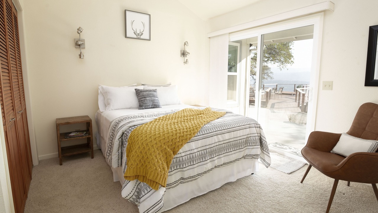 Photo of Bedroom in Oakhurst
