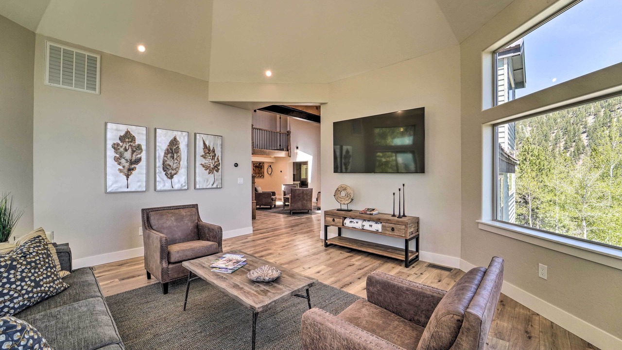 Photo of Livingroom in Reno
