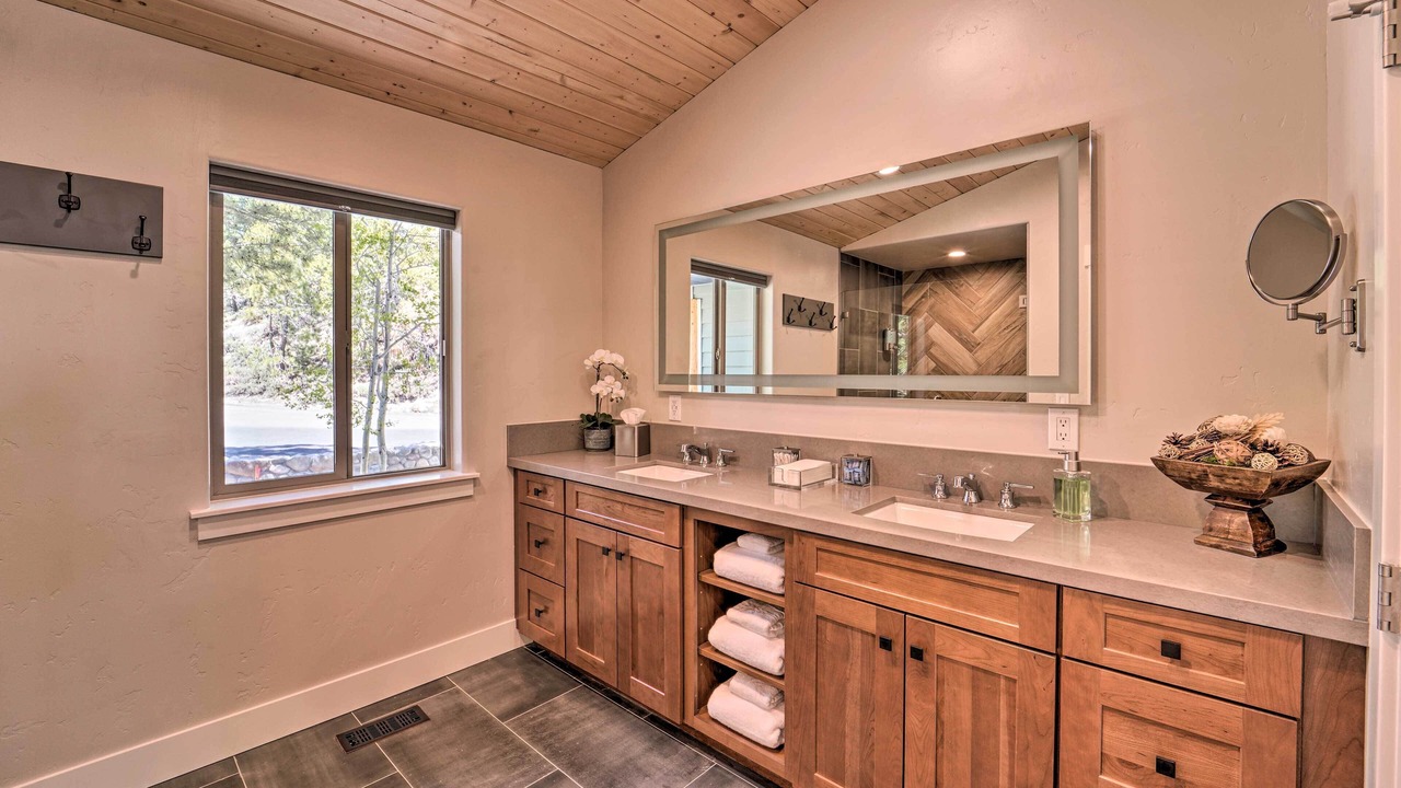 Photo of Bathroom in Reno
