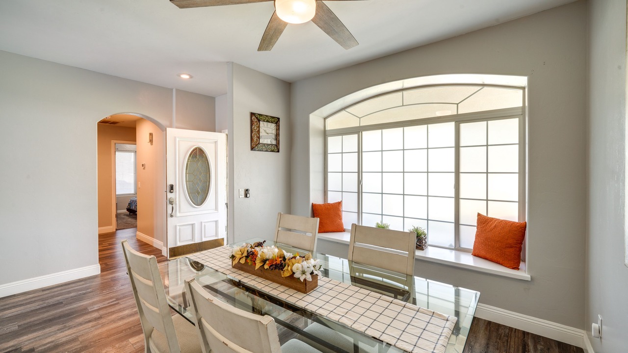 Photo of Livingroom in Pumpkin Center