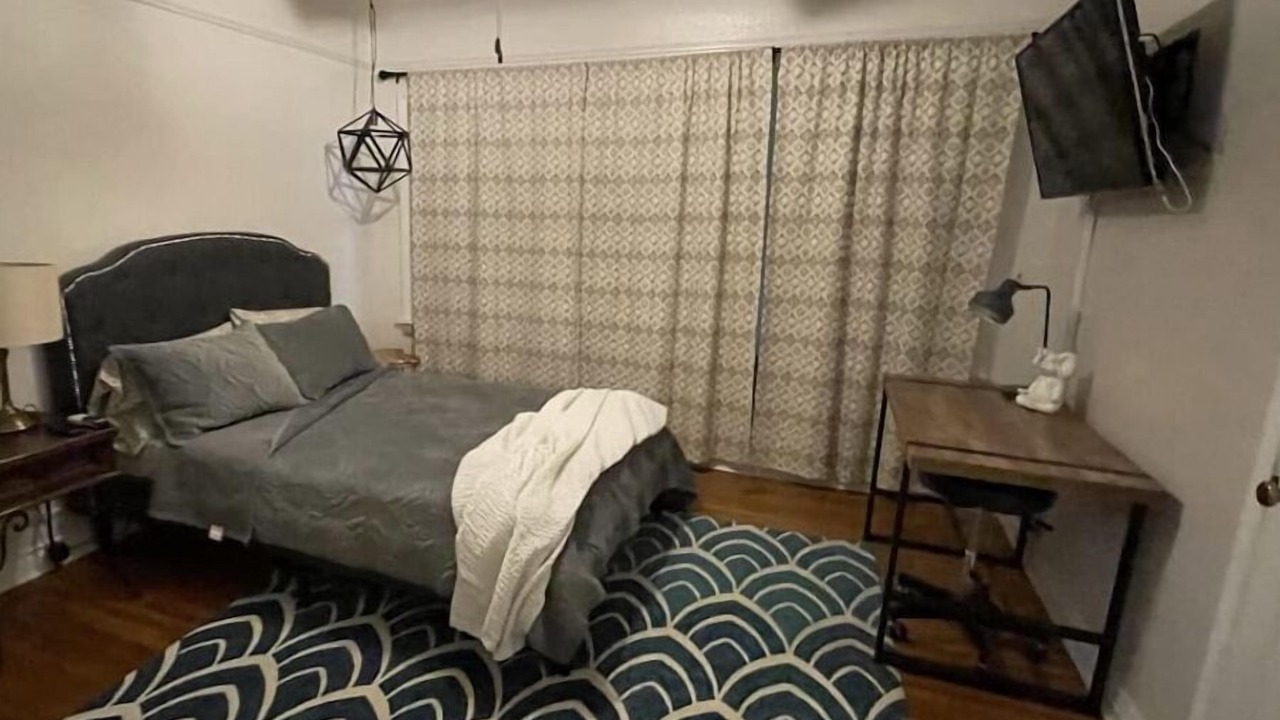 Photo of Bedroom in Oleander - Sunset