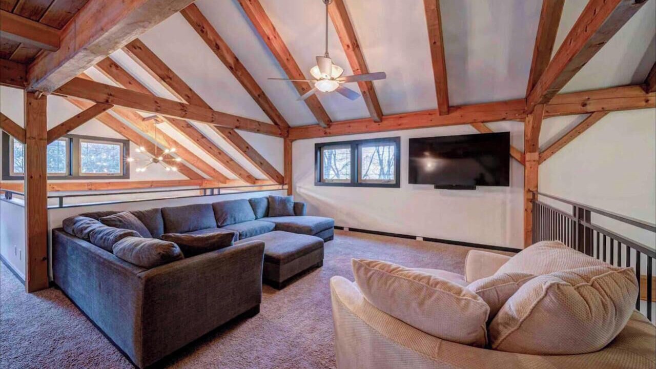 Photo of Livingroom in O'Brien