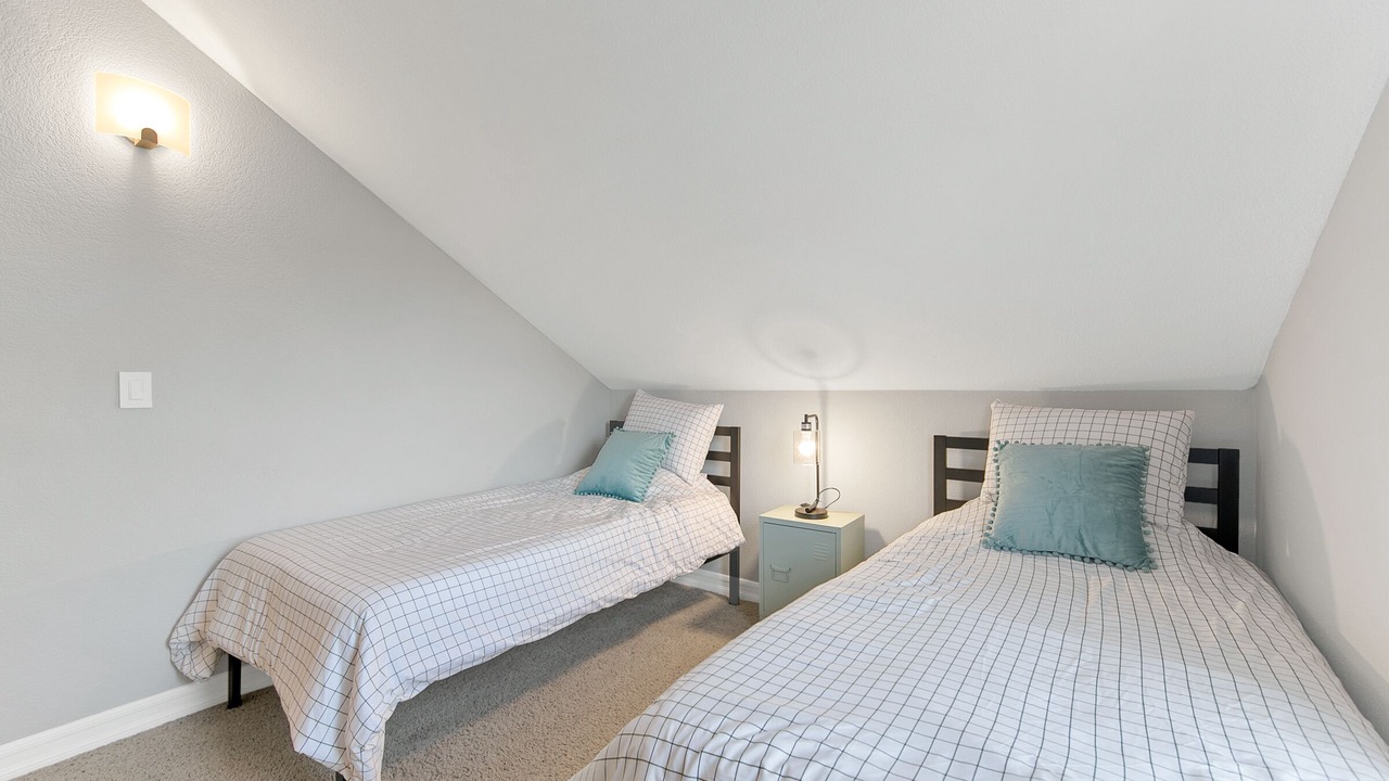 Photo of Bedroom in Midway
