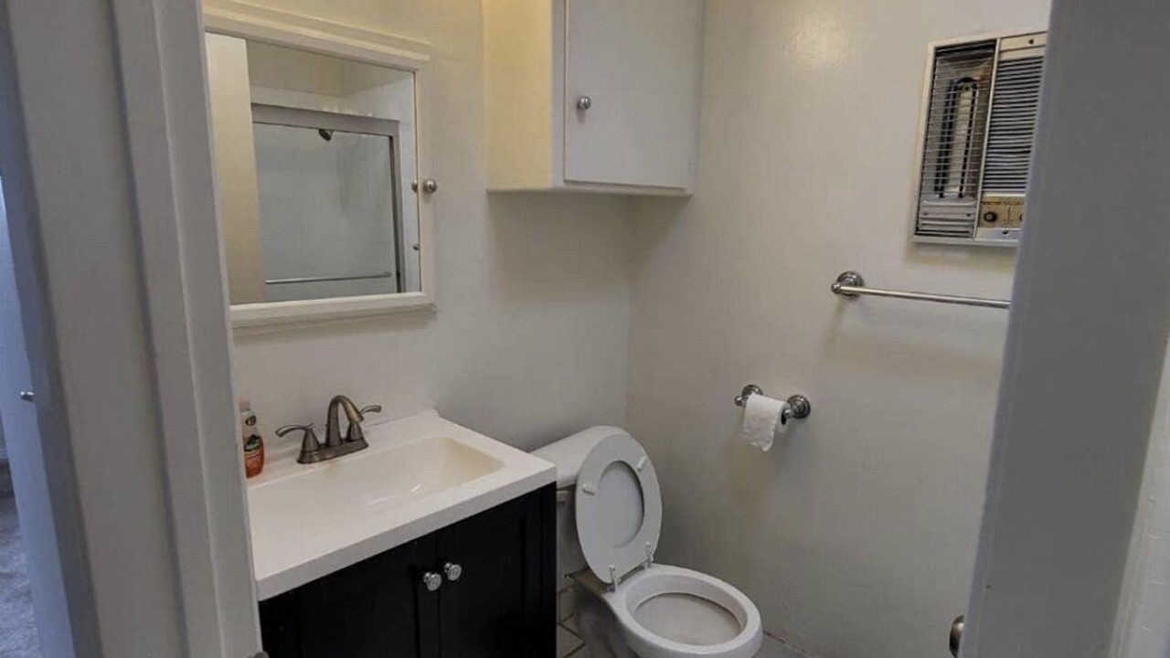 Photo of Bathroom in Beverly Hills