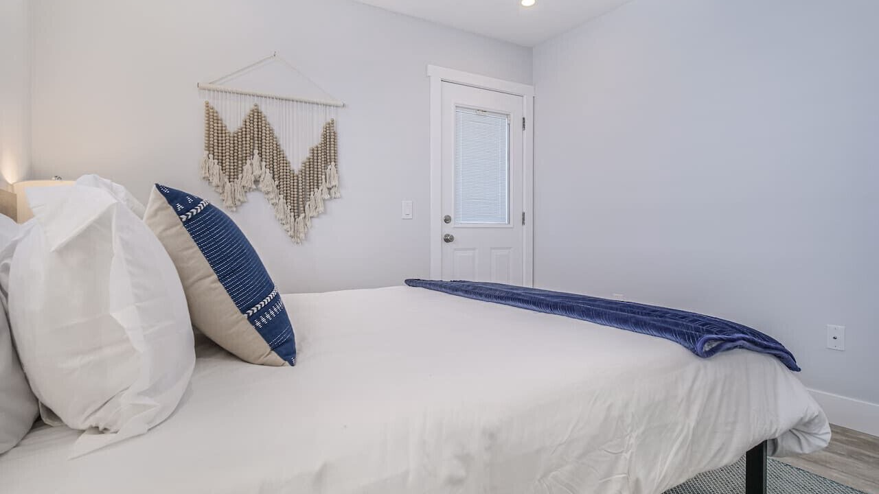 Photo of Bedroom in Crown Point