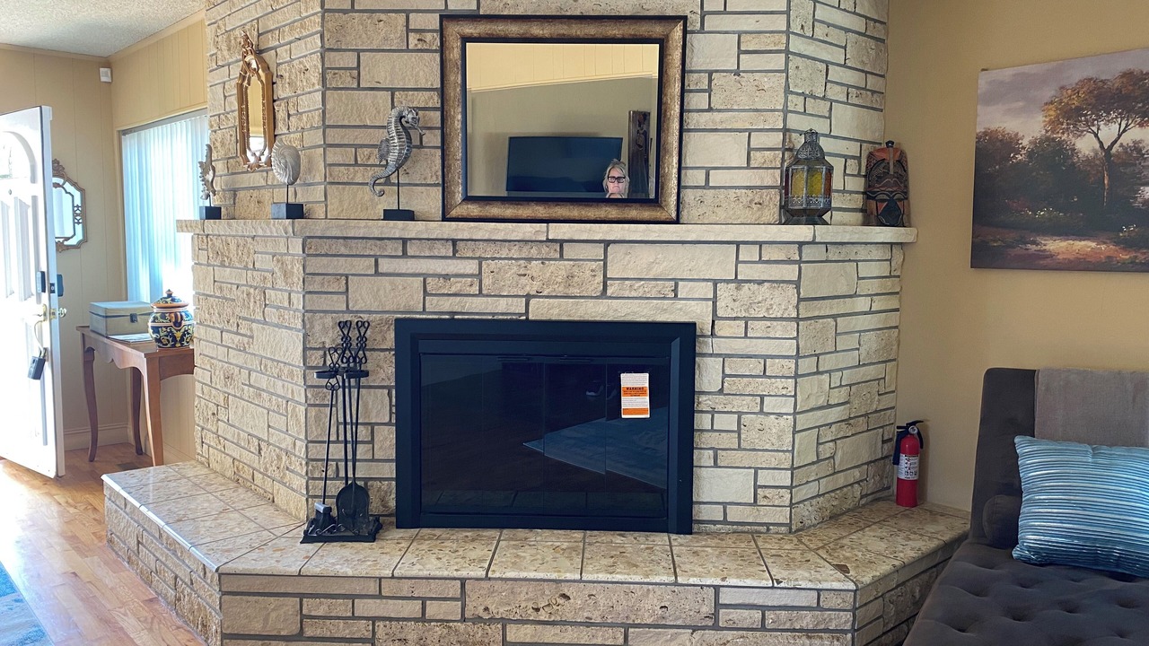 Photo of Livingroom in El Granada