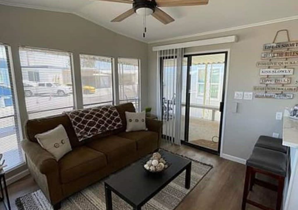 Photo of Livingroom in Lake Havasu City