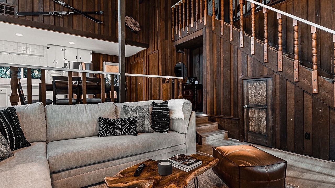 Photo of Livingroom in Running Springs