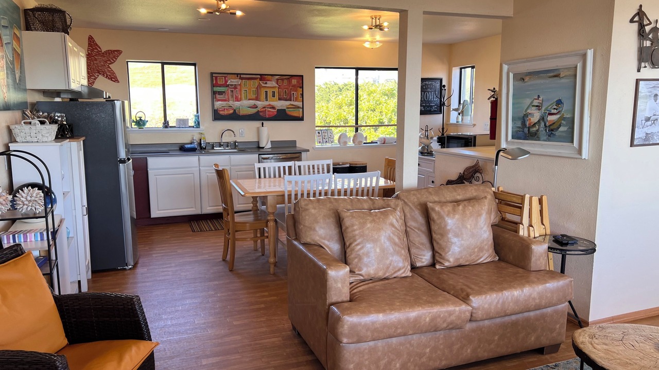 Photo of Livingroom in Dillon Beach