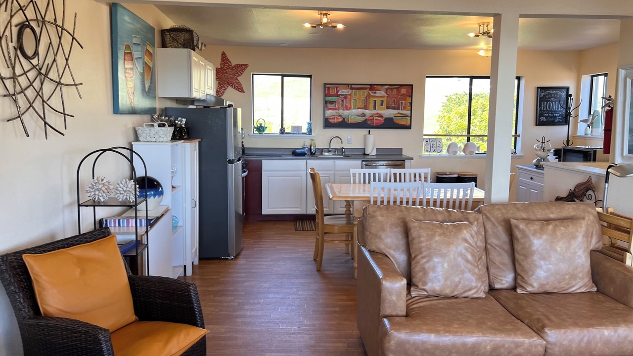 Photo of Livingroom in Dillon Beach